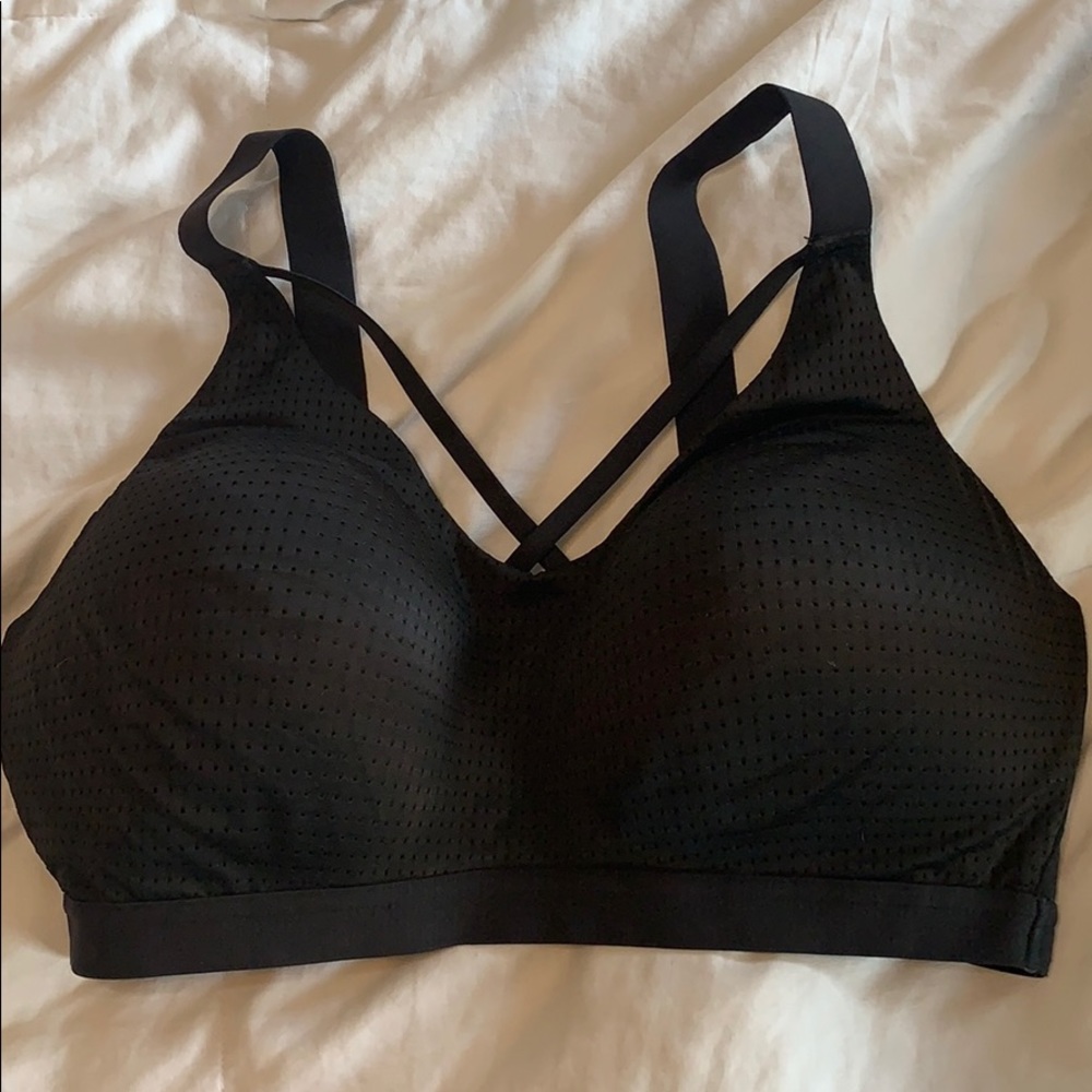 Victoria Sport lightweight (medium sup) 36DD